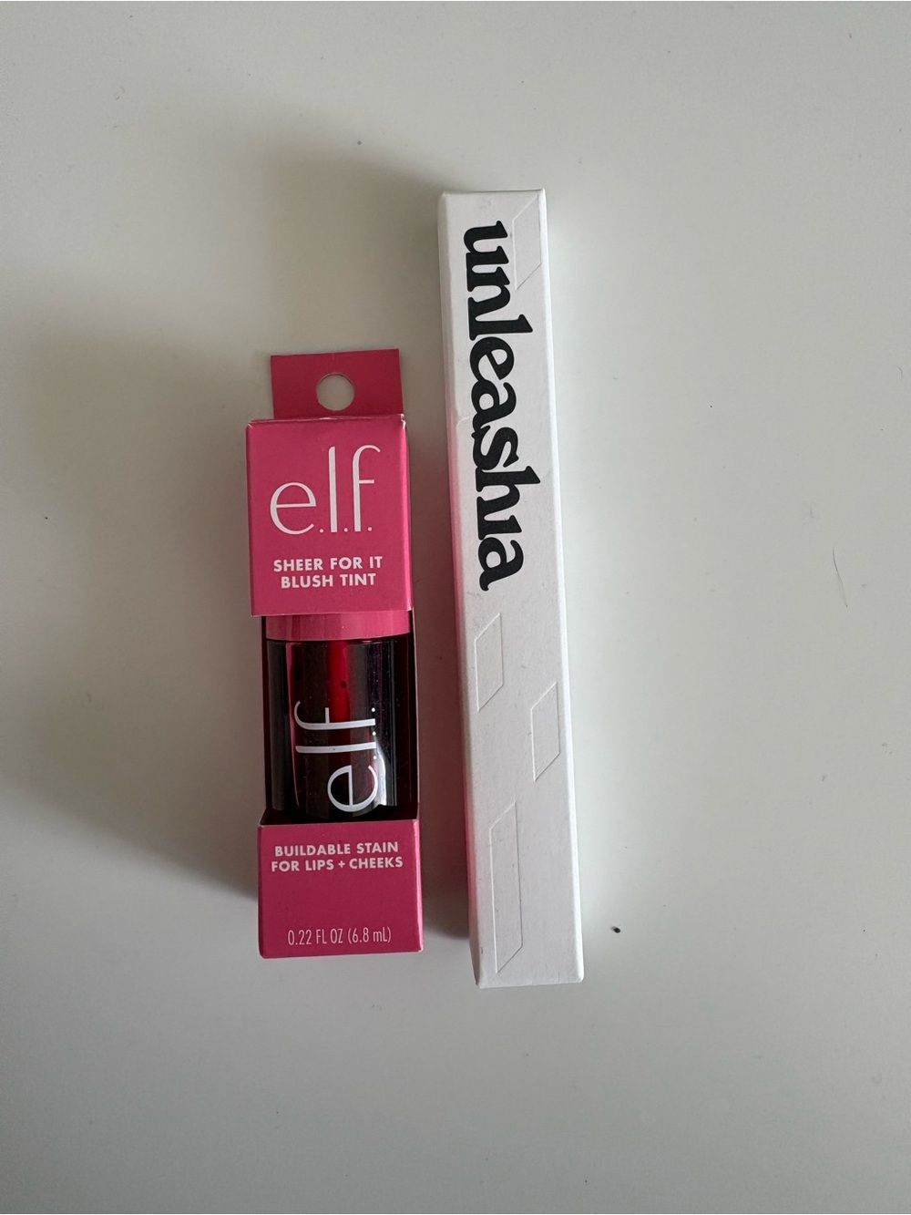 2/$20 NEW Unleashia eyebrow pomade
